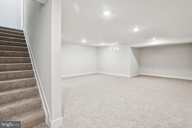 125 MASCOUTEN ST, Winchester, VA 22602