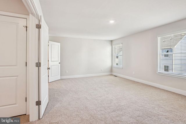 125 MASCOUTEN ST, Winchester, VA 22602