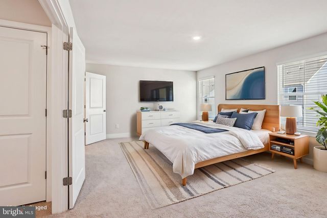 125 MASCOUTEN ST, Winchester, VA 22602