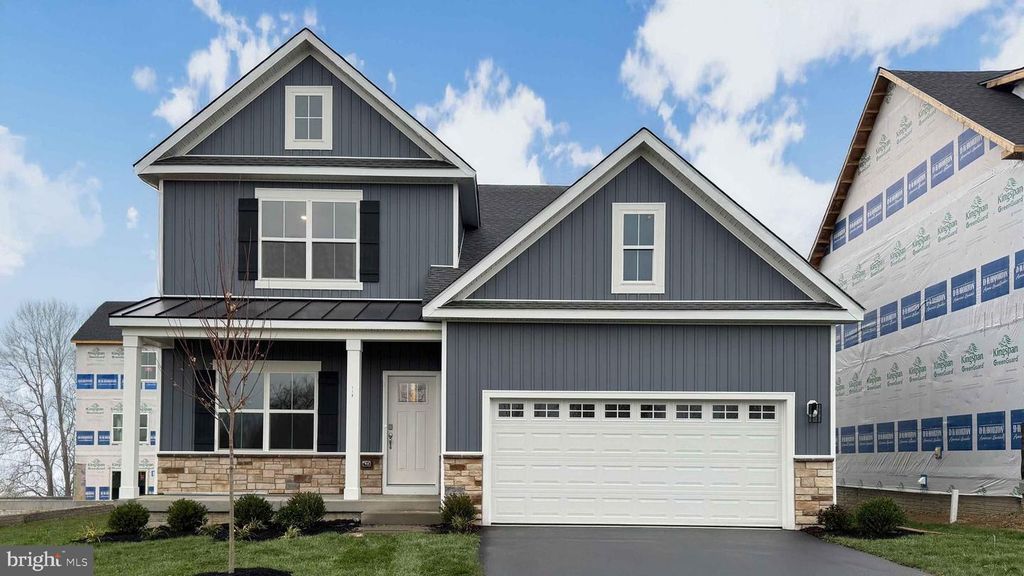 125 MASCOUTEN ST, Winchester, VA 22602