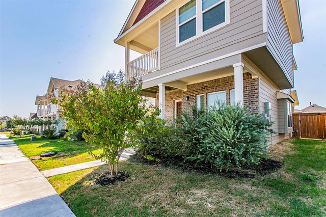 133 Duck Creek TRL, San Marcos, TX 78666