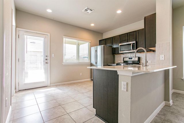 133 Duck Creek TRL, San Marcos, TX 78666