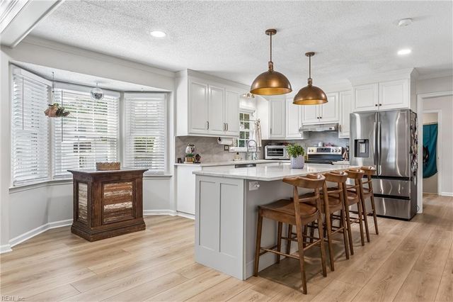 7 Bessies Landing DR, Poquoson, VA 23662