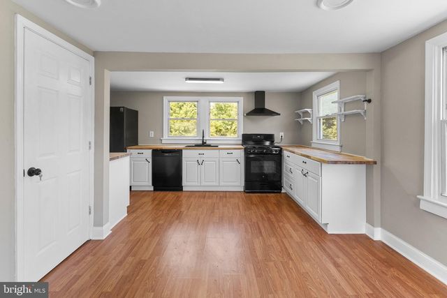 2302 LIGHTHOUSE VIEW DR, Heathsville, VA 22473