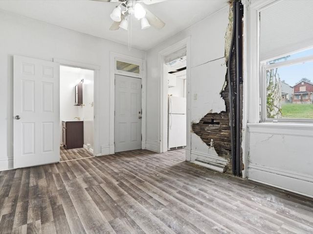2902 Garbett St, Mckeesport, PA 15132