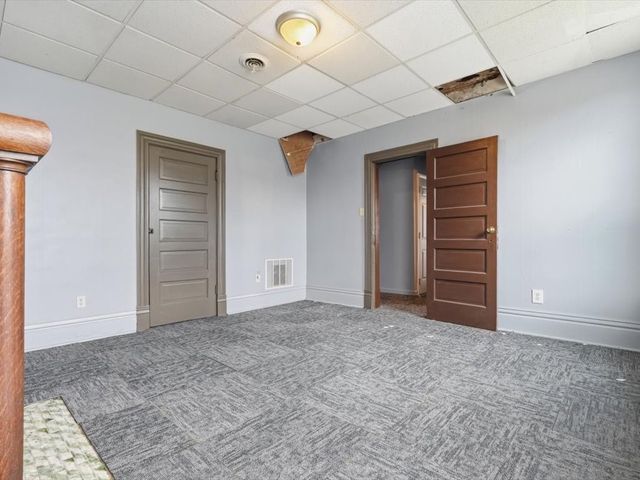 2902 Garbett St, Mckeesport, PA 15132
