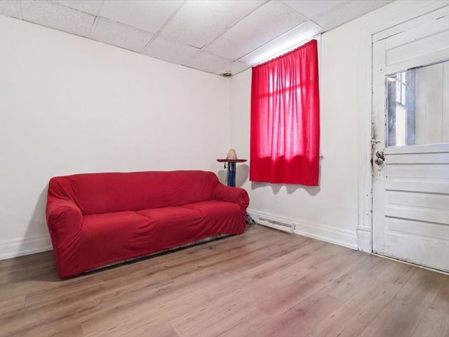 2902 Garbett St, Mckeesport, PA 15132