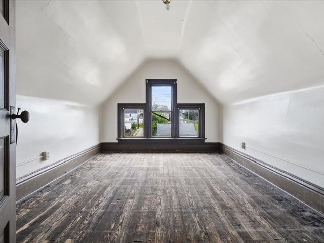 2902 Garbett St, Mckeesport, PA 15132