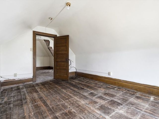 2902 Garbett St, Mckeesport, PA 15132