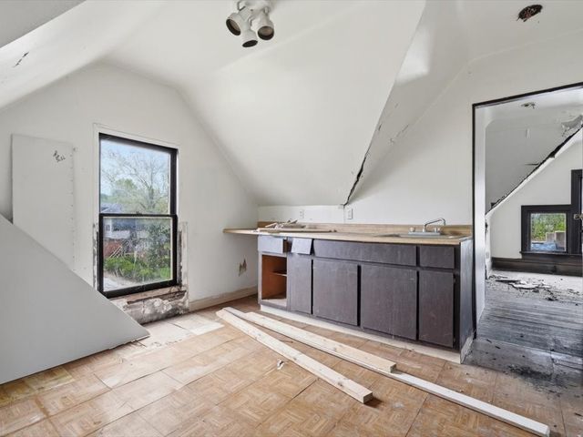 2902 Garbett St, Mckeesport, PA 15132