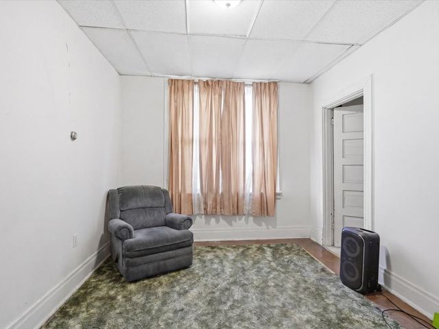 2902 Garbett St, Mckeesport, PA 15132