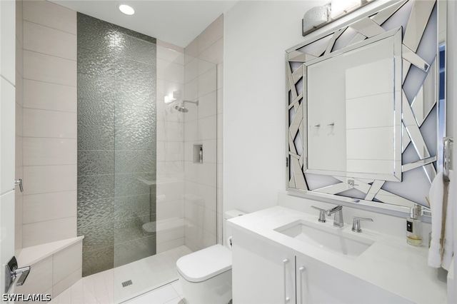 16438 Seneca WAY, Naples, FL 34110