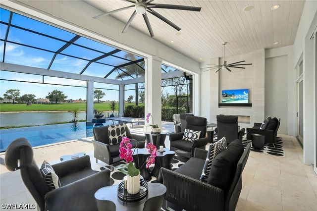 16438 Seneca WAY, Naples, FL 34110