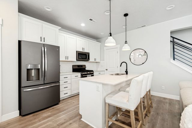 6246 BIRCH RUN RD, South Jordan, UT 84009