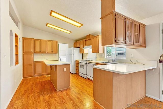 410 S 1St St SPC 199, El Cajon, CA 92019