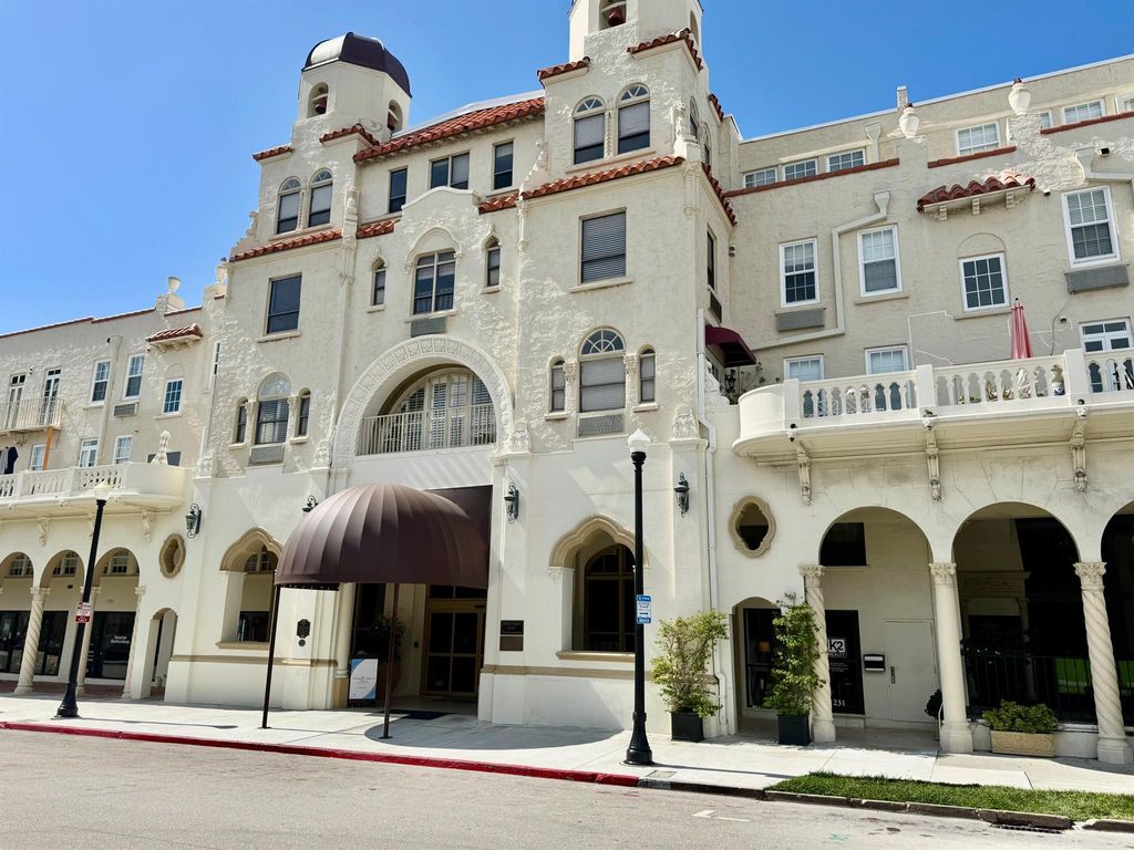 235 Sunrise Avenue 2008, Palm Beach, FL 33480