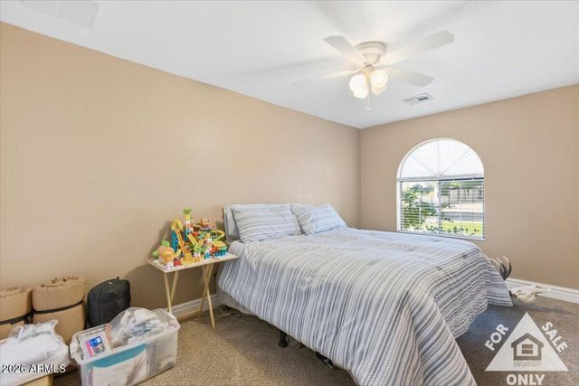 3203 E ELLIS Street, Mesa, AZ 85213