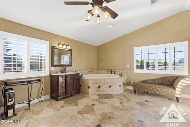 3203 E ELLIS Street, Mesa, AZ 85213