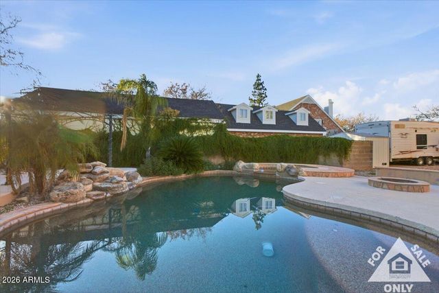 3203 E ELLIS Street, Mesa, AZ 85213