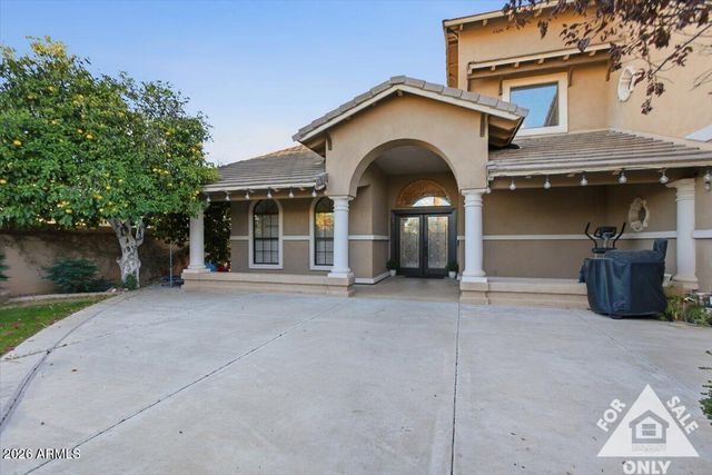 3203 E ELLIS Street, Mesa, AZ 85213