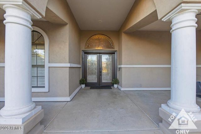 3203 E ELLIS Street, Mesa, AZ 85213