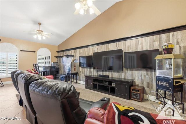 3203 E ELLIS Street, Mesa, AZ 85213