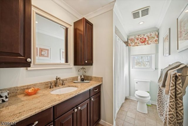 18 Woodhaven Rd, Parsippany-troy Hills Twp., NJ 07054