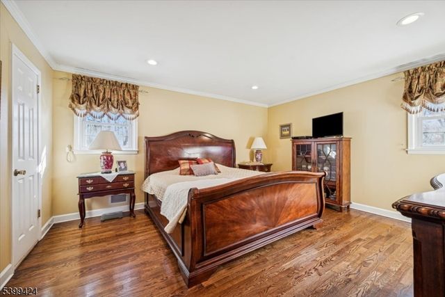 18 Woodhaven Rd, Parsippany-troy Hills Twp., NJ 07054