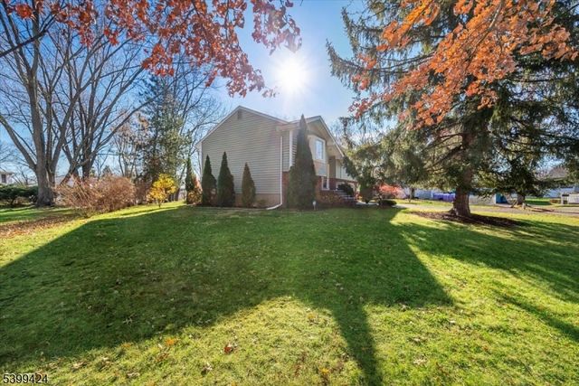 18 Woodhaven Rd, Parsippany-troy Hills Twp., NJ 07054