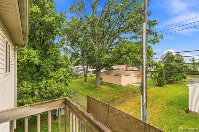 21096 Flora Street, Roseville, MI 48066