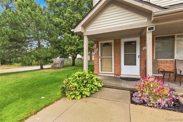 21096 Flora Street, Roseville, MI 48066