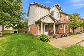 21096 Flora Street, Roseville, MI 48066