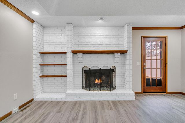 3921 S Cutler Court, Springfield, MO 65807