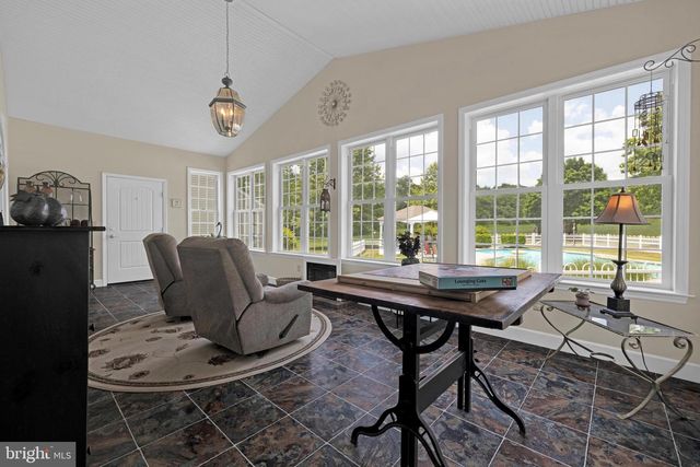715 MOHNS HILL RD, Sinking Spring, PA 19608