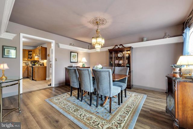 715 MOHNS HILL RD, Sinking Spring, PA 19608