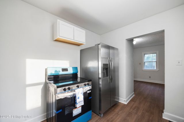 1123 W Whitney Ave, Louisville, KY 40215