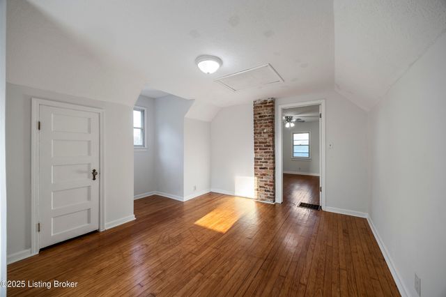 1123 W Whitney Ave, Louisville, KY 40215