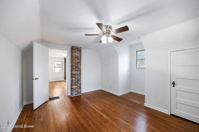 1123 W Whitney Ave, Louisville, KY 40215