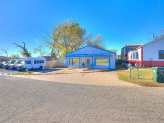 305 S Chickasaw Avenue, Claremore, OK 74017