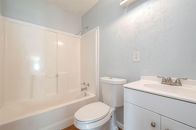 4810 Carmen Street, Houston, TX 77033