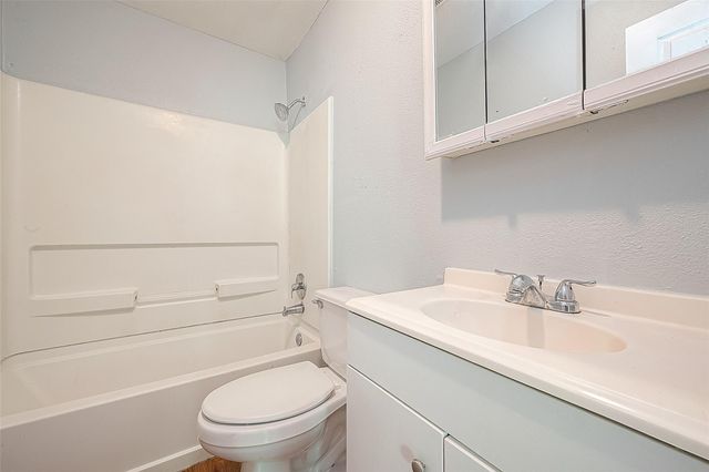 4810 Carmen Street, Houston, TX 77033