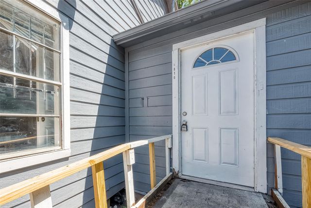 4810 Carmen Street, Houston, TX 77033