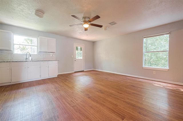 4810 Carmen Street, Houston, TX 77033