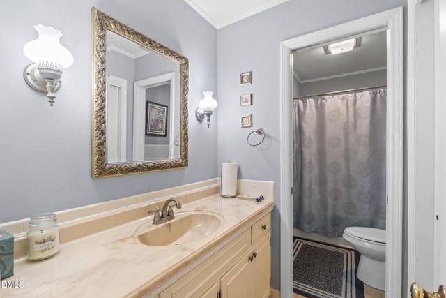 224 Lake Drive E, Thomasville, NC 27360