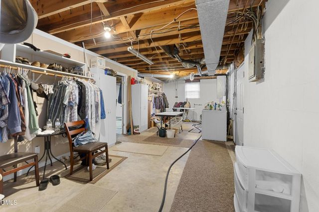 224 Lake Drive E, Thomasville, NC 27360