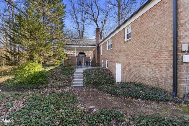 224 Lake Drive E, Thomasville, NC 27360