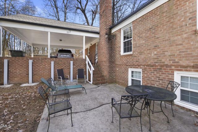 224 Lake Drive E, Thomasville, NC 27360