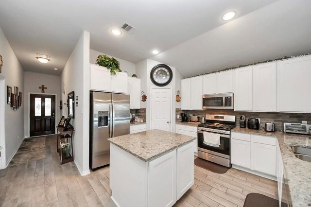 15527 Abbotshall Bend Drive, Humble, TX 77346