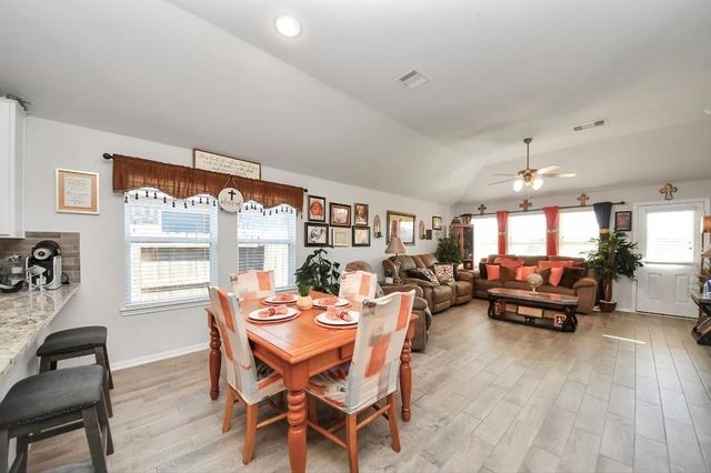 15527 Abbotshall Bend Drive, Humble, TX 77346