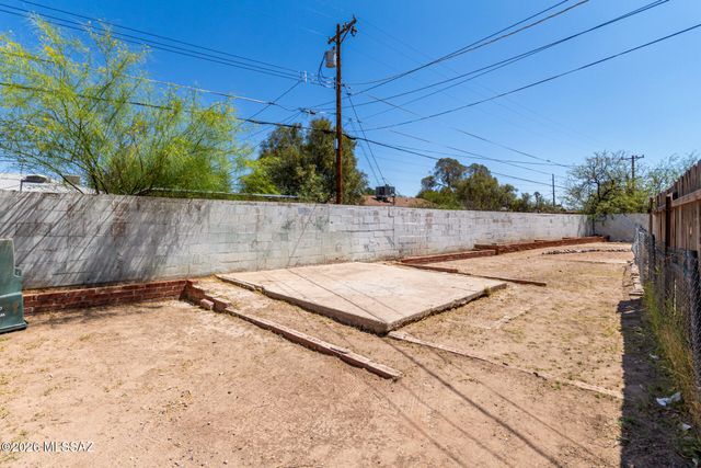 2429 E Cameron Vista, Tucson, AZ 85713